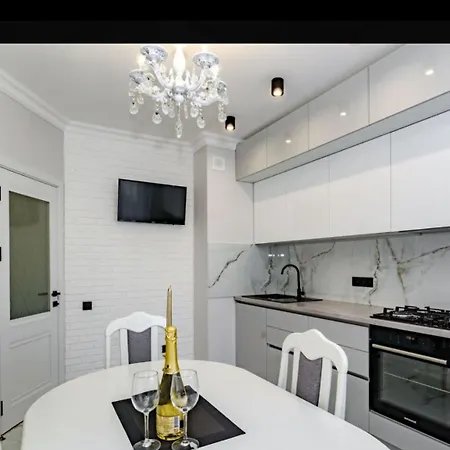 Apartment жуляны *
