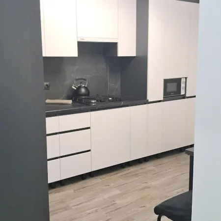 Apartment жуляны *
