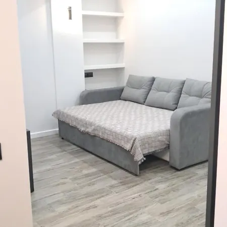 жуляны Apartment
